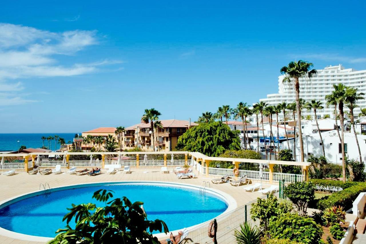 Apartamentos Copacabana 아데제 외부 사진