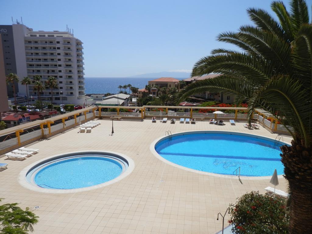 Apartamentos Copacabana 아데제 외부 사진