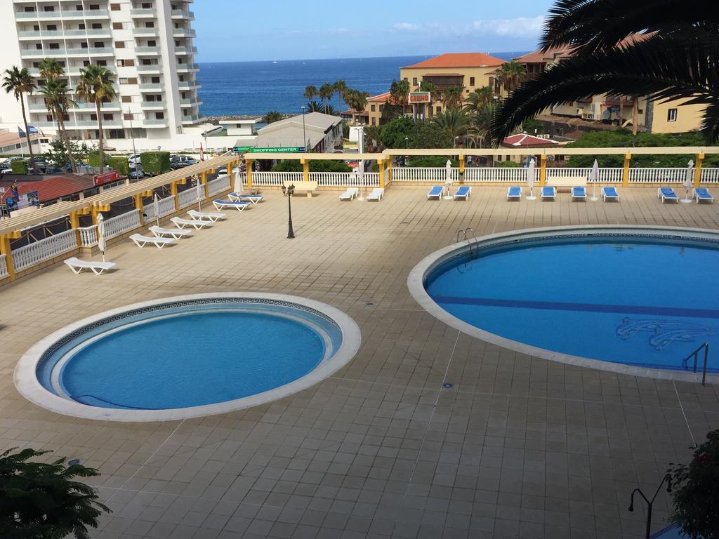 Apartamentos Copacabana 아데제 외부 사진