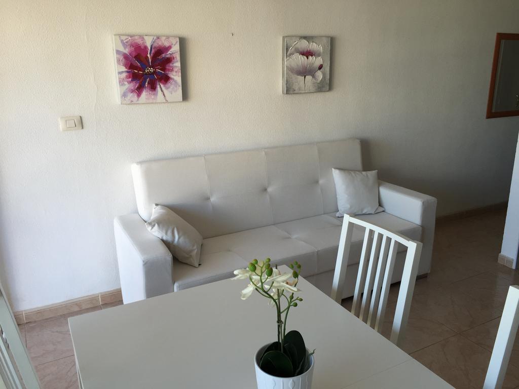 Apartamentos Copacabana 아데제 외부 사진